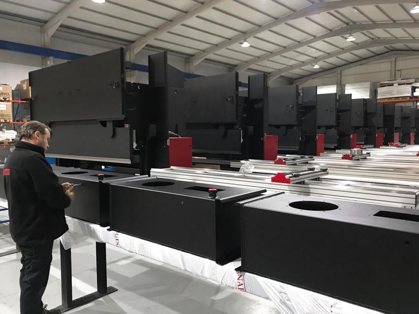 PRODUCTION OF HYDRAULIC PRESS BRAKES AND HYDRAULIC SHEARS: OUR MOST HEAVY MACHINERY