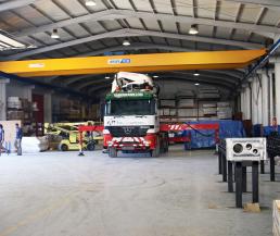 New overhead crane at Nargesa factory