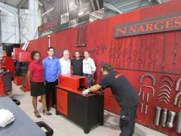 Группа немецких бизнесменов полагалась на Наргезу для запуска своего следующего проекта.