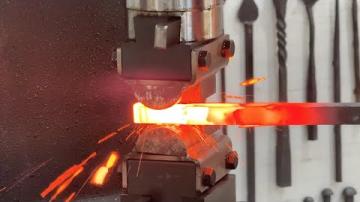 Video: Maglio PH50 realizzato con i migliori fabbri