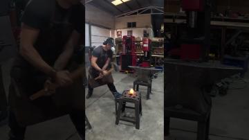 Видео: David Correa выковывает квартиру с помощью станков Nargesa