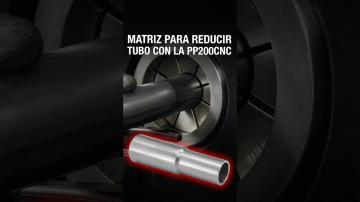 Видео: Матрица для уменьшения трубы на горизонтальном прессе PP200CNC